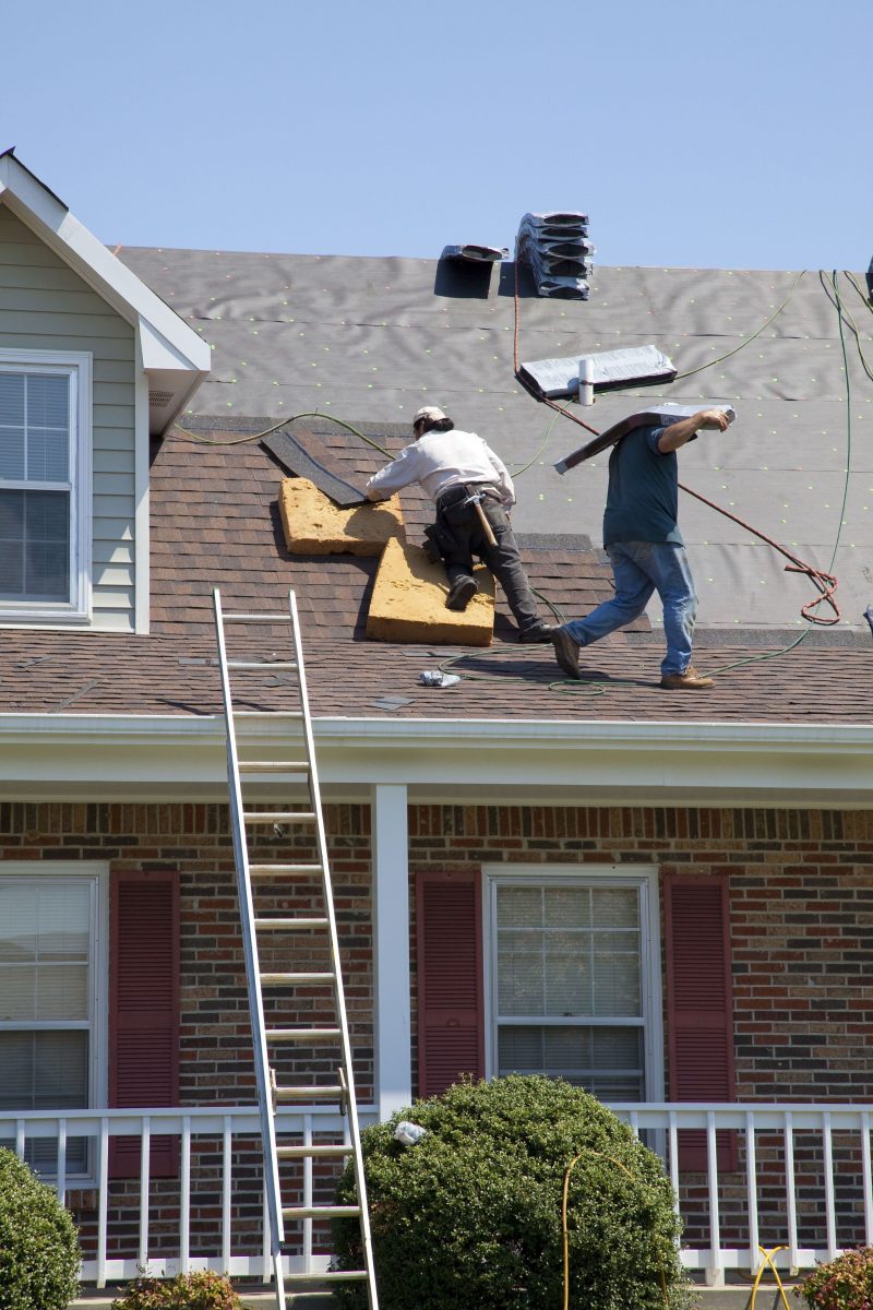 Replacement vs. Roofing Repair in Rochester MN: Which is the Right Choice?