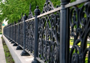 Reduce Security Issues at Your Business With the Right Fence Installation