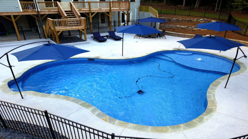 How Do I Know When to Replace My Pool Liner? These 3 Tips Will Help!