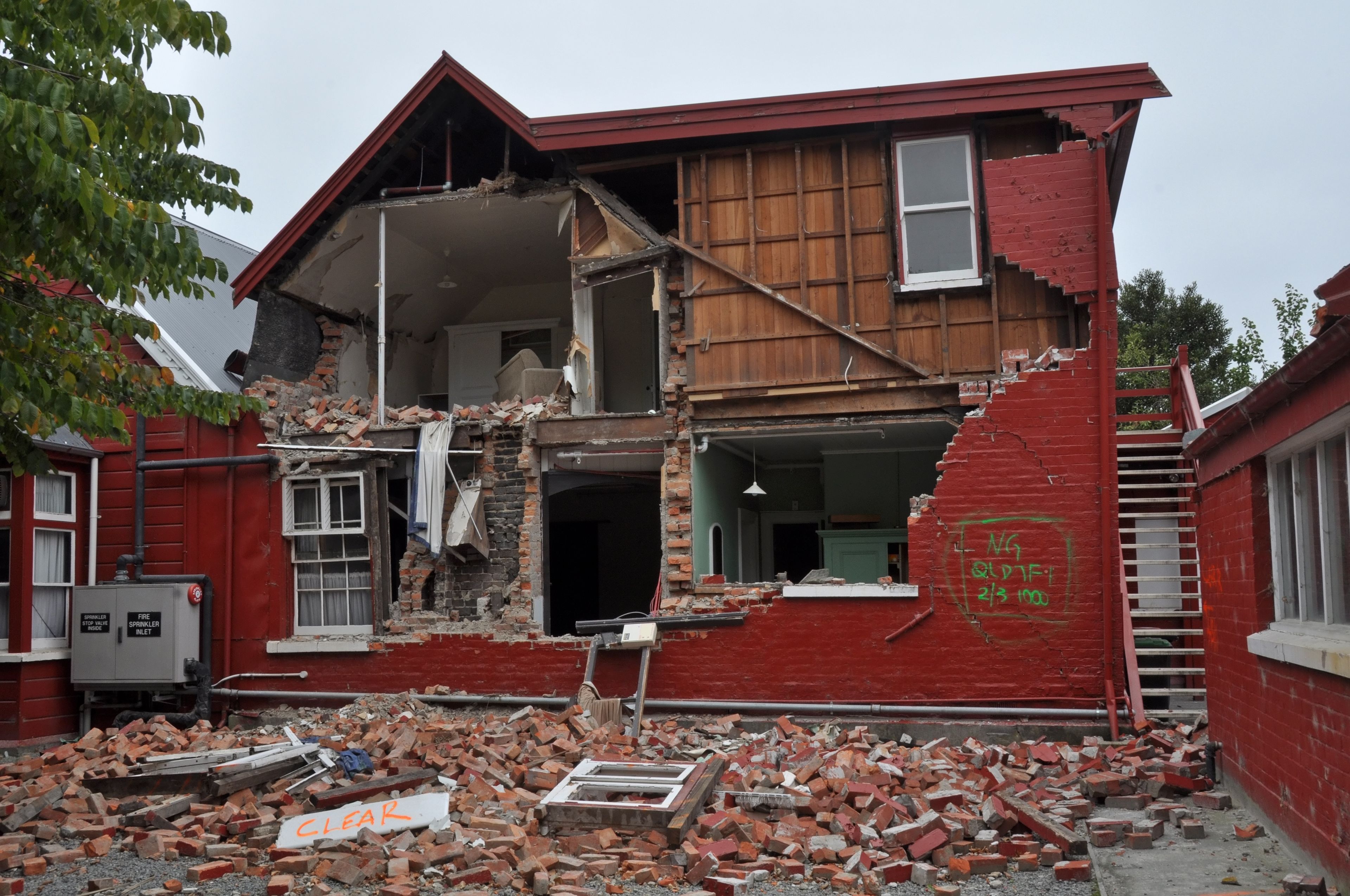 When to Call for Storm Damage Repair Service in South Bend, IN